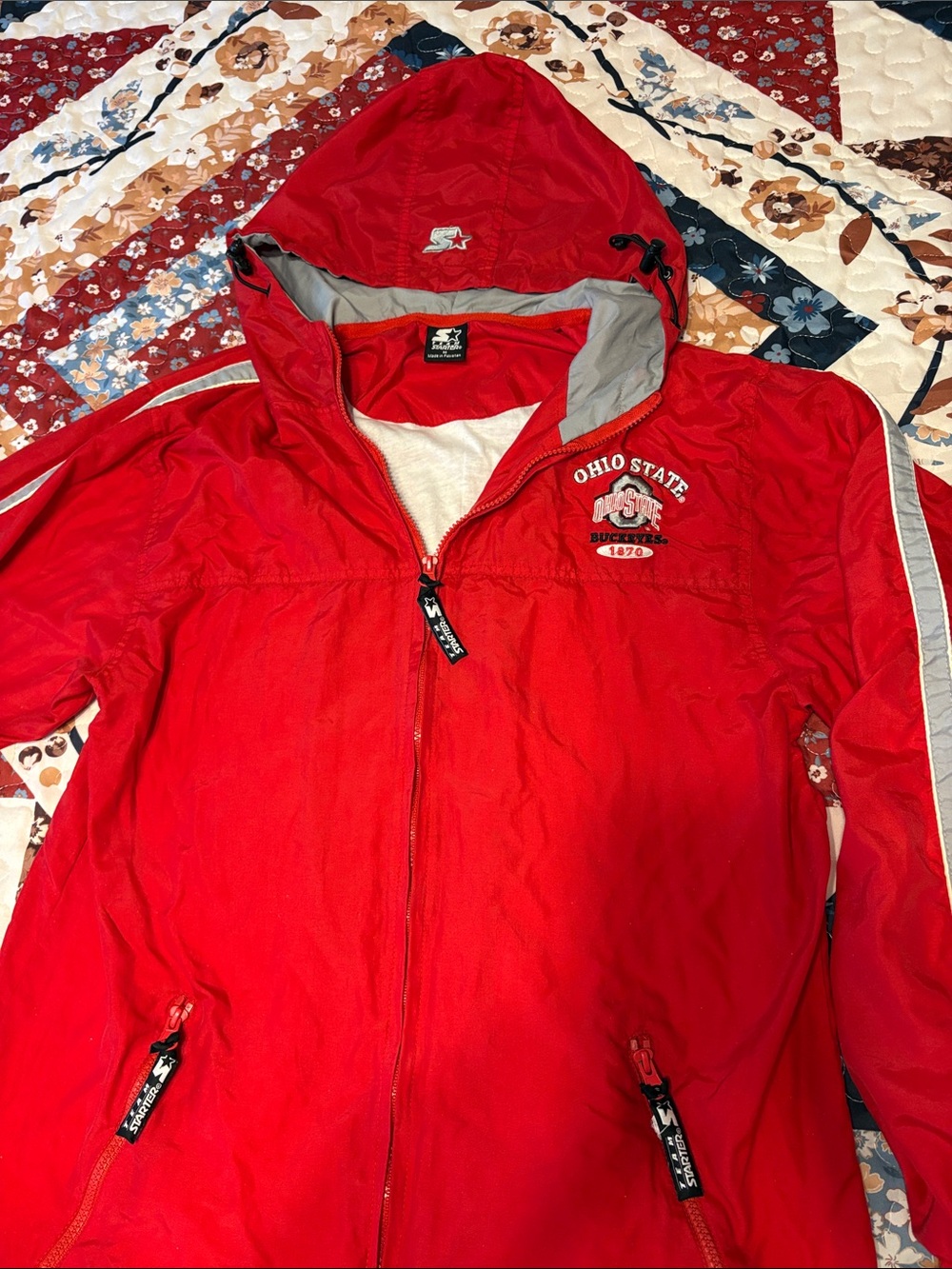 Good condition vintage Ohio State Rain Jacket Sz M